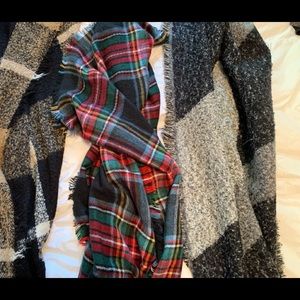 3 winter scarves